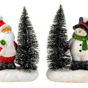 Julemand eller snemand ved siden af juletræ med lys - Julemand